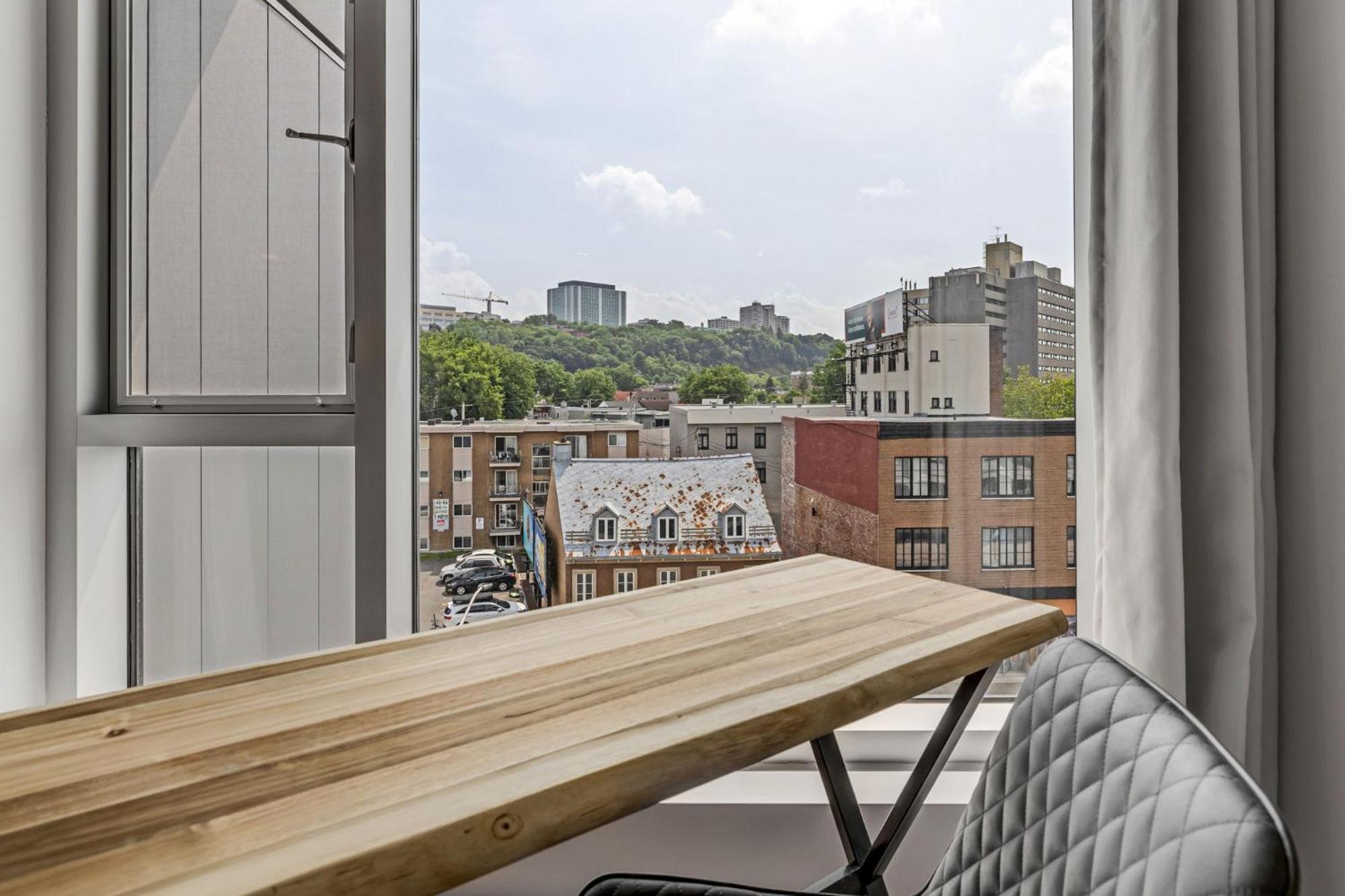Apartment Initial / Spritz / Downtown Qc +stat Quebec City